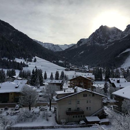 Apartamento Ciasa Sot Croze Pozza di Fassa Exterior foto