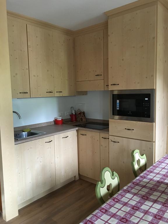 Apartamento Ciasa Sot Croze Pozza di Fassa Exterior foto
